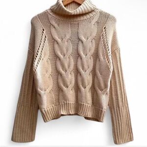 NWOT Chunky Cable Knit Sweater - Beige